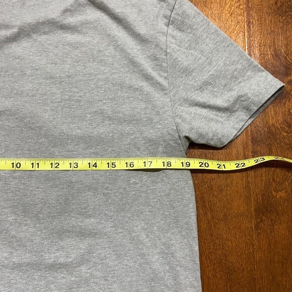 Disney Mickey Mouse Classics Soft Cotton Gray T-Shirt Y2K Women's Size Large - Picture 5 of 7